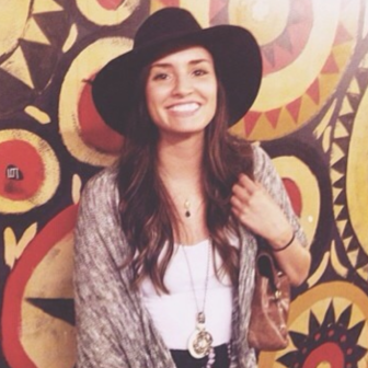 Julia Dougherty Photo 30