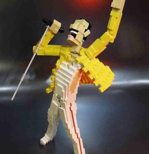 Leigh Russell Photo 18