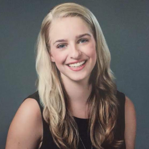 Jessica Howard Photo 16