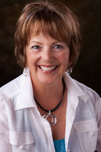 Debbie Darling Photo 25