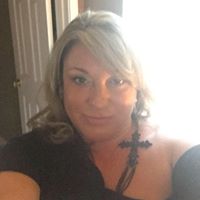 Julie Gantt Photo 16