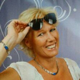 Deborah Willemsen Photo 2