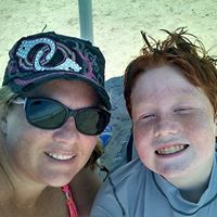 Lisa Bowles Photo 19