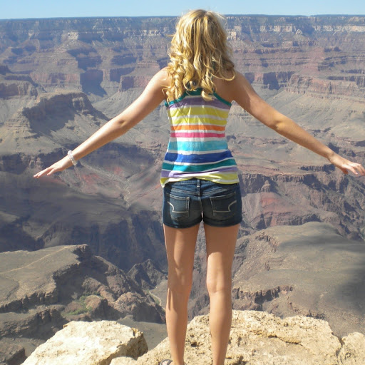 Rachel Booth Photo 16