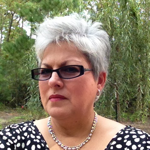 Rebecca Mullins Photo 33