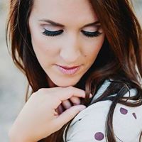 Chelsea Peterson Photo 37