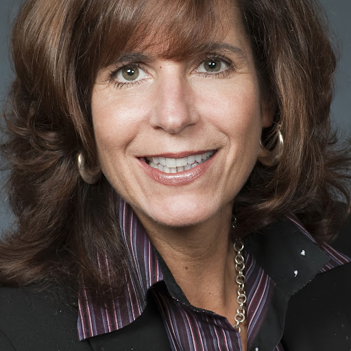 Sue Douglas Photo 15