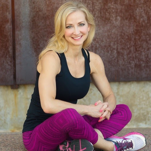 Angie Miller Photo 32