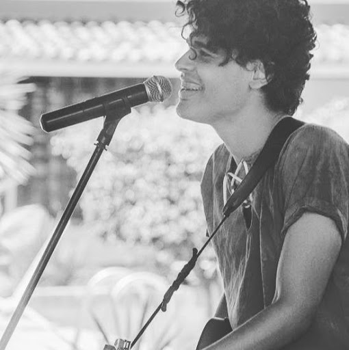 Daniel Marcos Photo 11