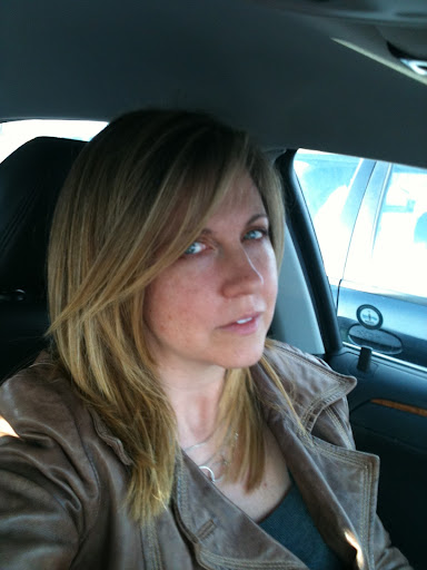 Anne Gabriel Photo 32