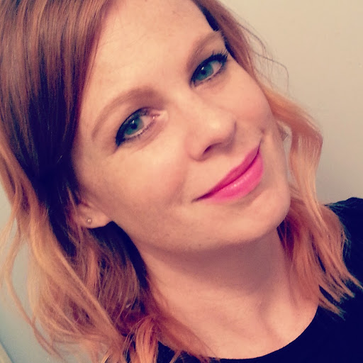 Amy Hamilton Photo 23