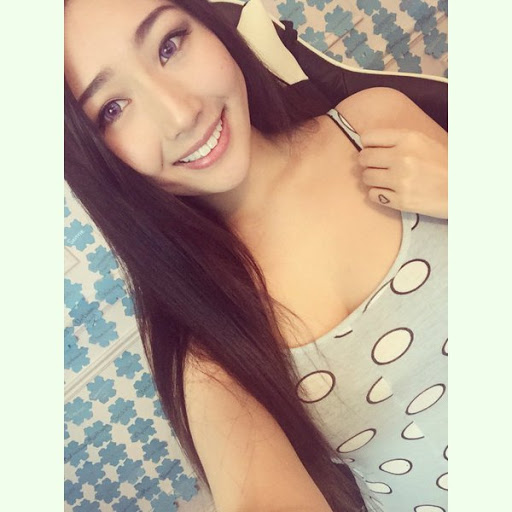 Janet Rose Photo 15
