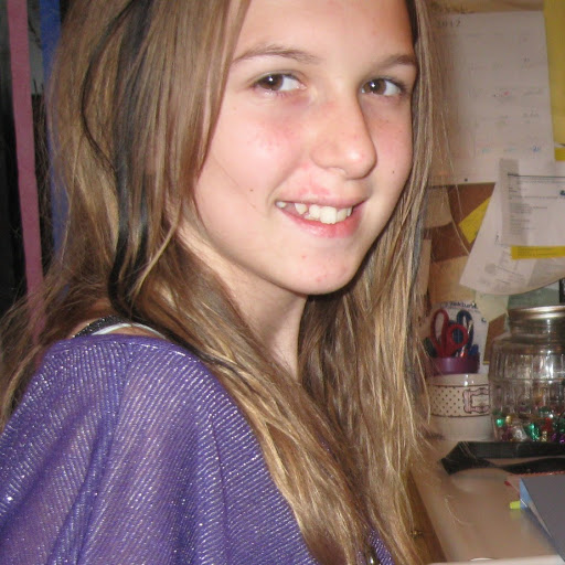 Samantha Griggs Photo 11