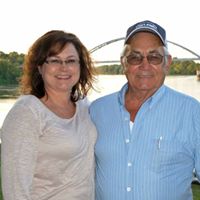 Lisa Meek Photo 17