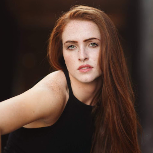 Elizabeth Nance Photo 27