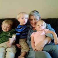 Sandi Harvey Photo 23