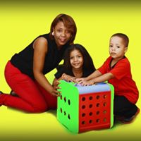 Alexandra Benjamin Photo 24