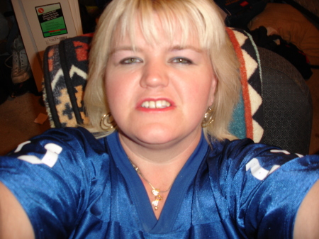 Rebecca Watkins Photo 30
