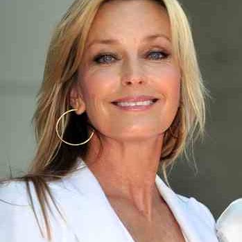 Jane Hendricks Photo 23