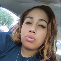 Jennifer Quinones Photo 13