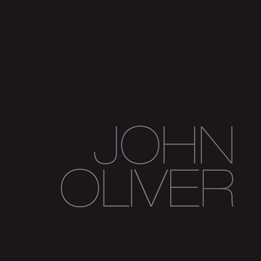 John Oliver Photo 17