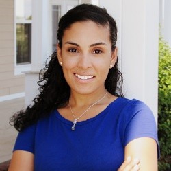 Tania Peralta Photo 10