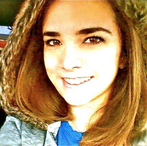 Christina Weis Photo 5