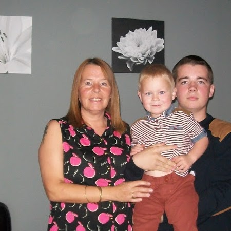 Tracey Daniels Photo 15