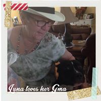 Suzanne Mckinney Photo 19