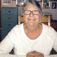 Dorothy Griffith Photo 17