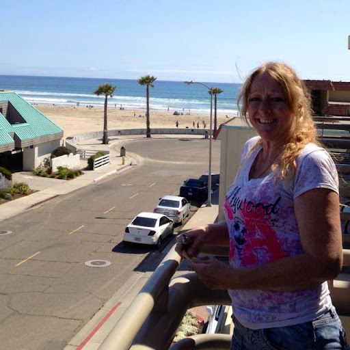Brenda Glenn Photo 19