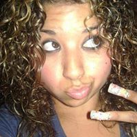 Janet Andrade Photo 35