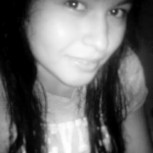 Ana Torres Photo 17