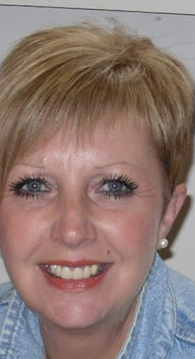 Lorna Robinson Photo 14