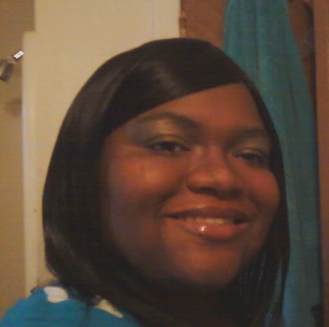 April Cummings Photo 7