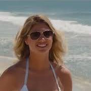 Julia Muniz Photo 18