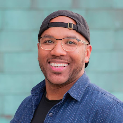 Julius Lewis Photo 22