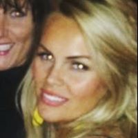 Victoria Hurst Photo 37