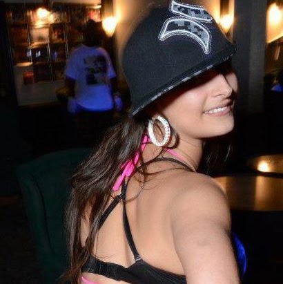 Jessica Poole Photo 15