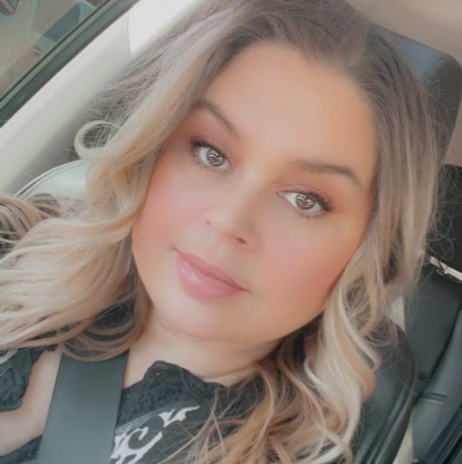 Lisa Terrell Photo 26