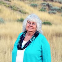 Gayle Anderson Photo 19