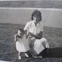 Sharon Roach Photo 7