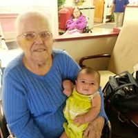 Teresa Everett Photo 16