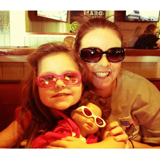 Holly Maxwell Photo 22