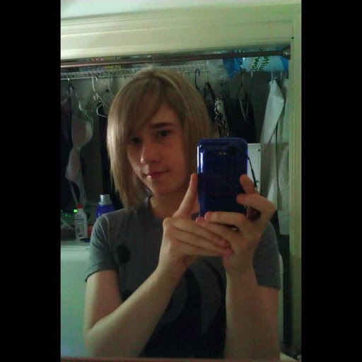 Anna Gardner Photo 22