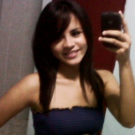 Adriana Guzman Photo 18