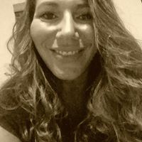 Julie Mabe Photo 7