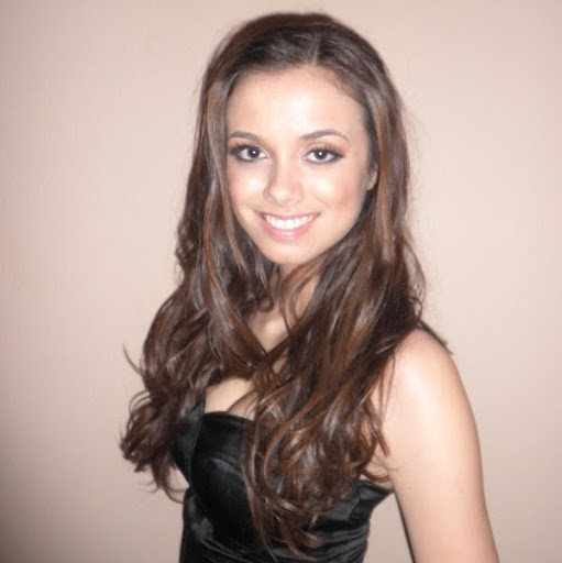 Joanna Gallagher Photo 9