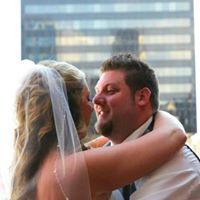 Sara Ferrell Photo 14