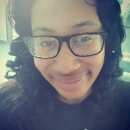 Courtney Walker Photo 24